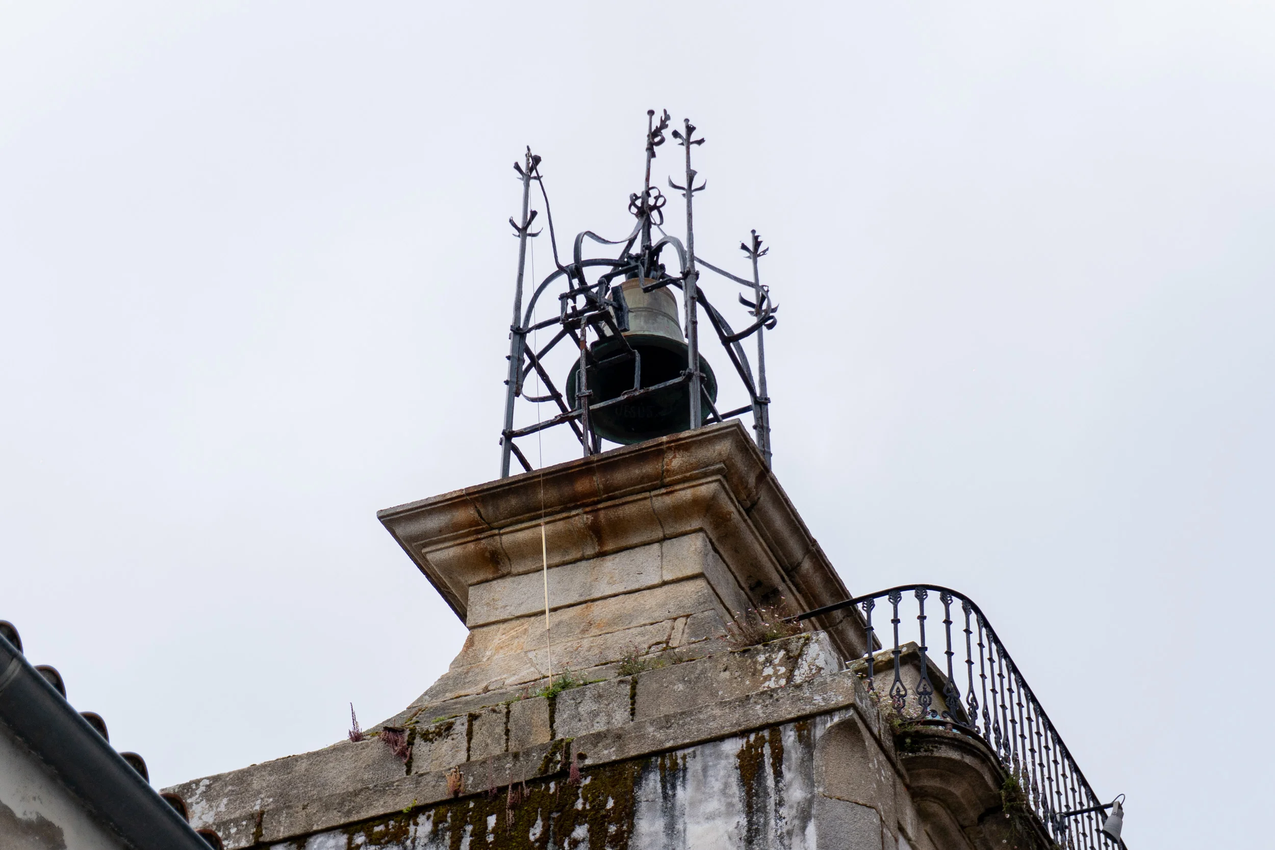 La Torre del Reloj de Baiona y su campana: un tesoro de 1551 en pleno casco histórico