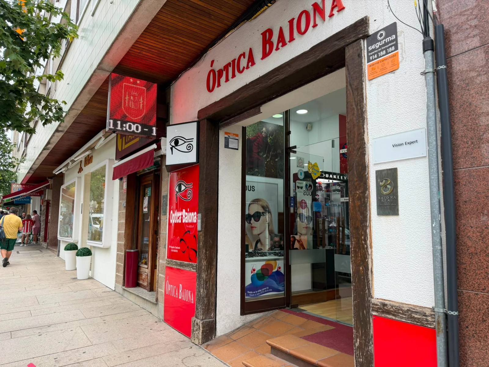 Ópticas en Baiona: gafas graduadas, lentillas y revisión visual